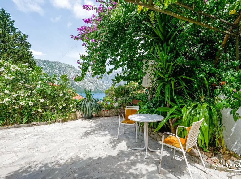 Villa de 4 dormitorios 133 m² Kotor, Montenegro