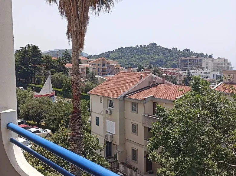 Mieszkanie 2 pokoi 45 m² Petrovac, Czarnogóra