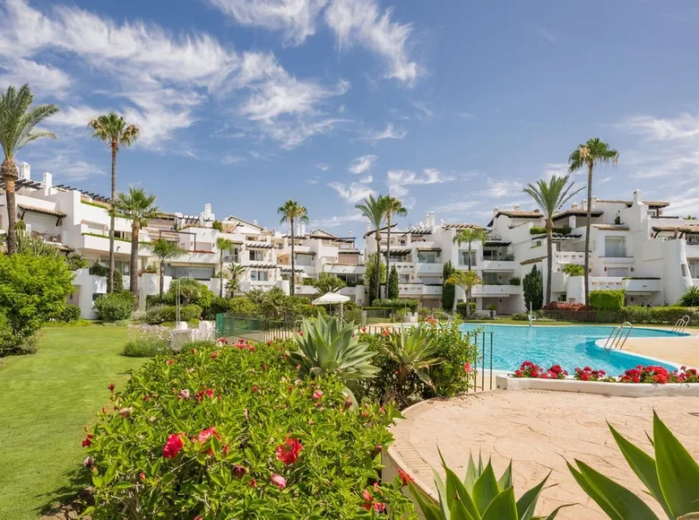 3 bedroom apartment 180 m² Bel Air, Spain