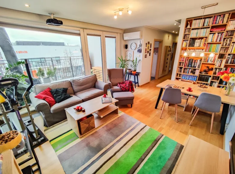 Mieszkanie 3 pokoi 69 m² Warszawa, Polska