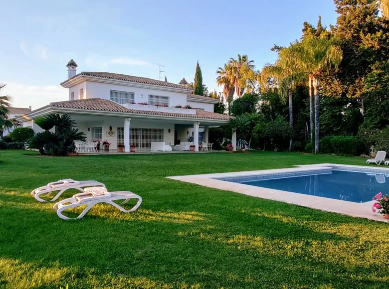 Haus 8 Schlafzimmer 1 138 m² San Pedro Alcantara, Spanien