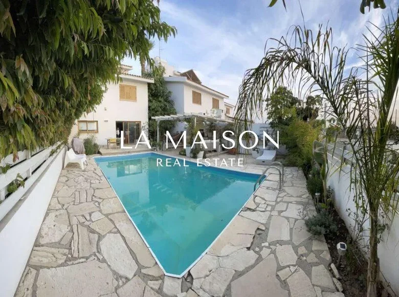 Maison 4 chambres 250 m² Latsia, Chypre