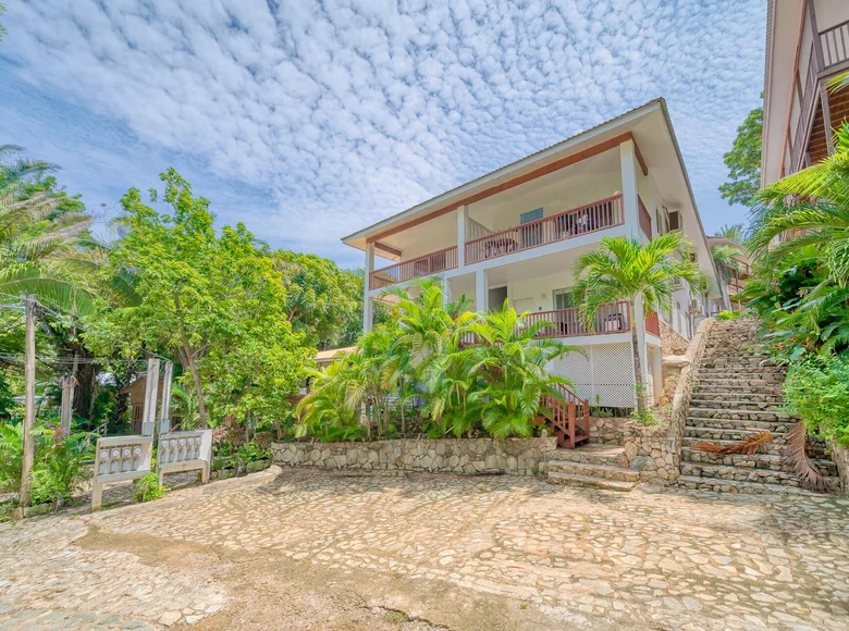 Piso independiente 1 habitacion 69 m² West End, Honduras