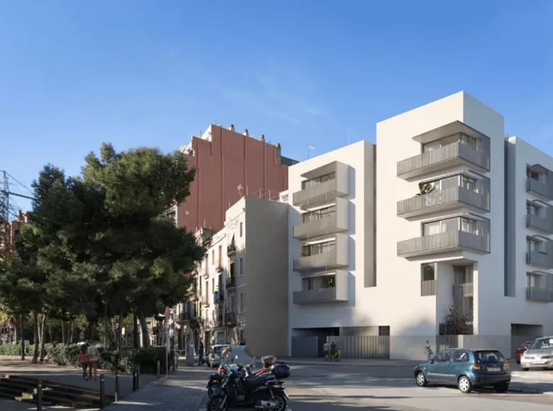 Mieszkanie 4 pokoi 112 m² Barcelona, Hiszpania