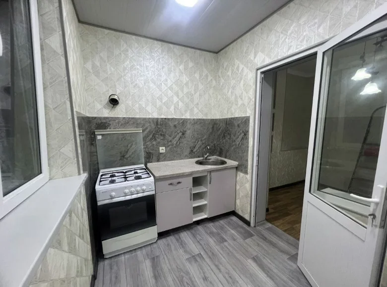 Квартира 2 комнаты 58 м² Ханабад, Узбекистан