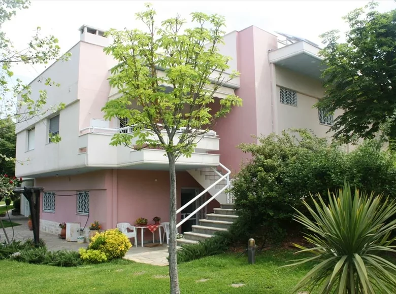 6 bedroom villa 610 m² Triad, Greece