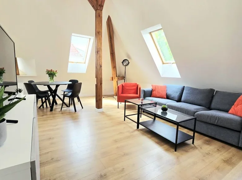 Wohnung 1 zimmer 73 m² in Posen, Polen