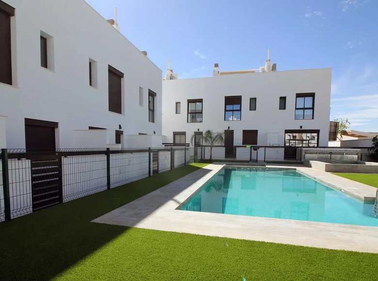 4-Schlafzimmer-Villa 114 m² Pilar de la Horadada, Spanien