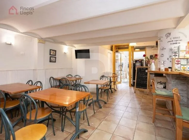 Commercial property 260 m² in Barcelona, Spain