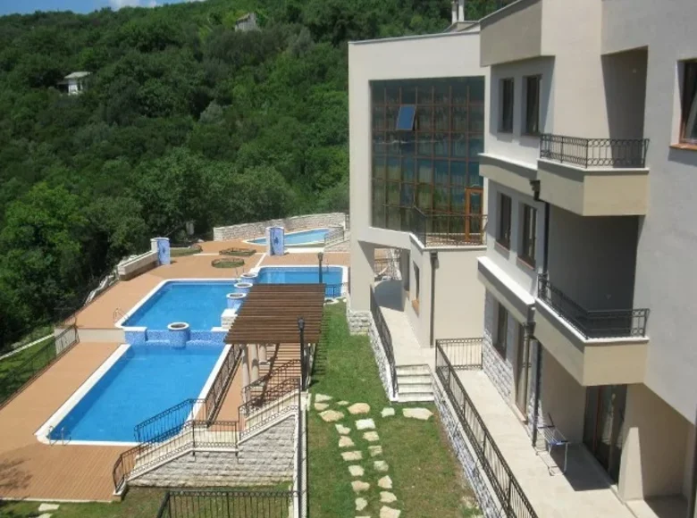 Mieszkanie 2 pokoi 96 m² Herceg Novi, Czarnogóra