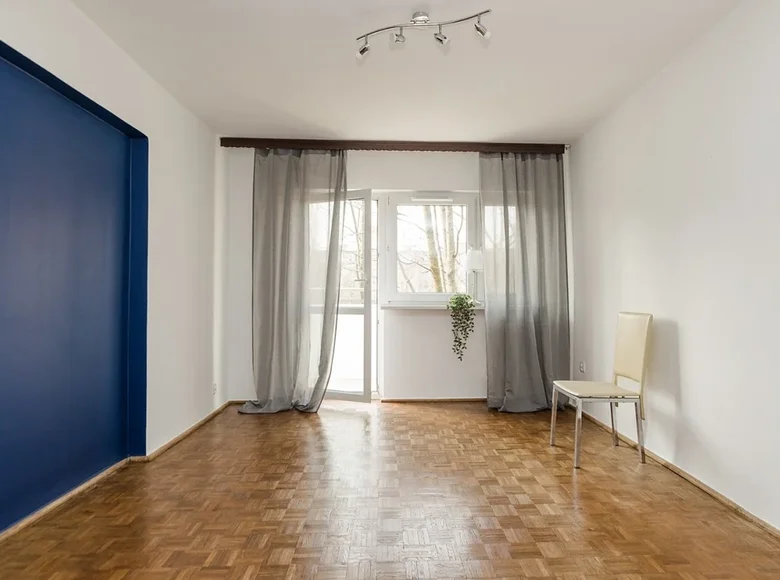 2 room apartment 37 m² Warsaw, Poland