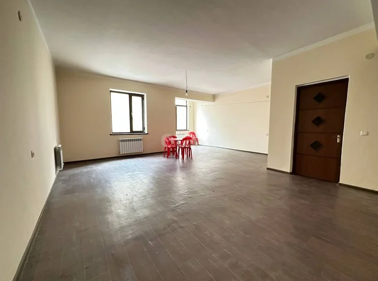 Квартира 3 комнаты 105 м² Самарканд, Узбекистан