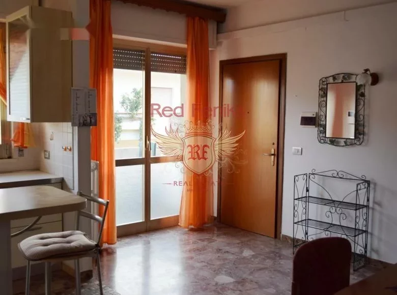 2 bedroom apartment 80 m² Tortoreto Lido, Italy