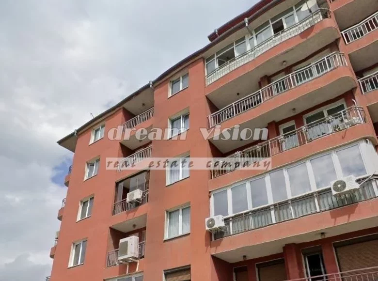 Apartment 106 m² Izgrev, Bulgaria
