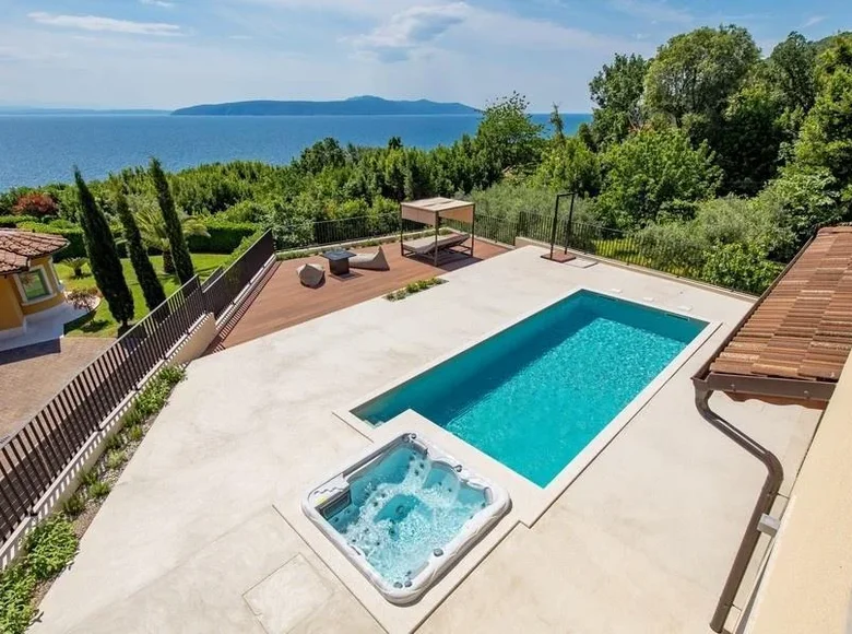 Villa de 4 dormitorios 200 m² Opatija, Croacia