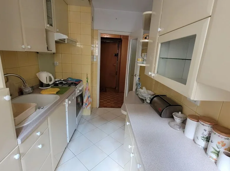 3 room apartment 64 m² Warsaw, Poland