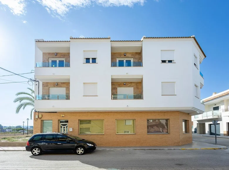 2 bedroom apartment 62 m² Jacarilla, Spain