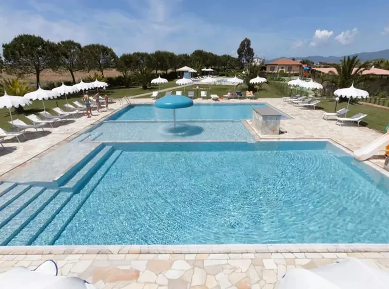 Villa 30 habitaciones 1 361 m² Grosseto, Italia