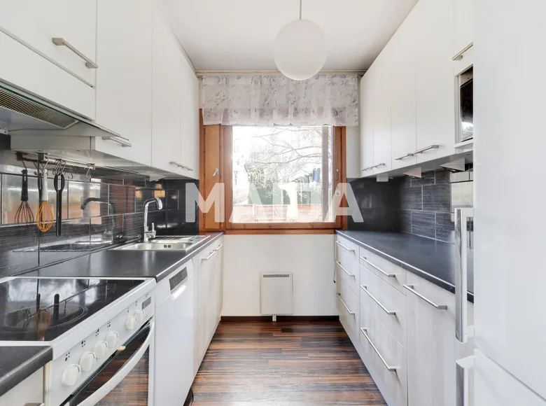 3 bedroom apartment 85 m² Helsinki sub-region, Finland