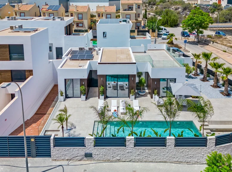 4 bedroom Villa 220 m² el Campello, Spain