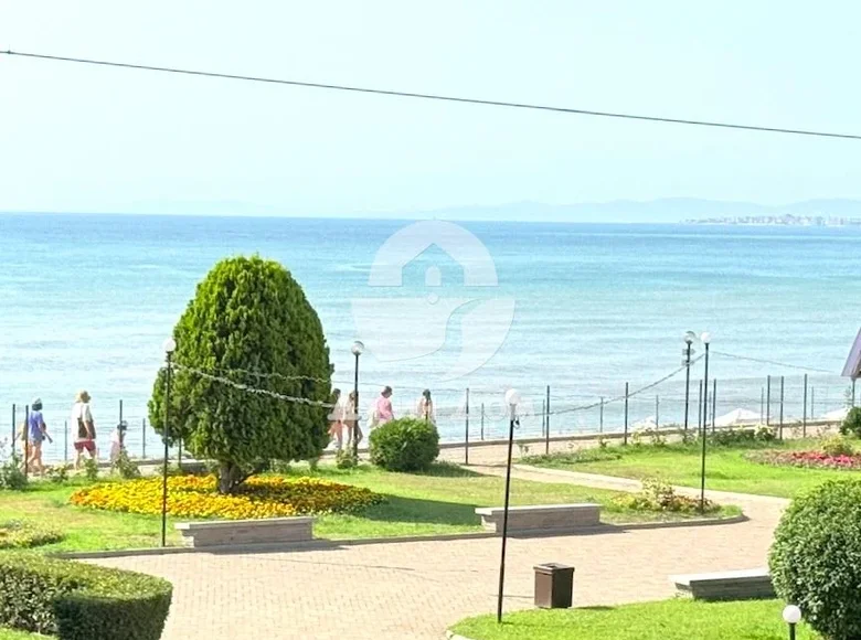 Mieszkanie 2 pokoi 79 m² Aheloy, Bułgaria