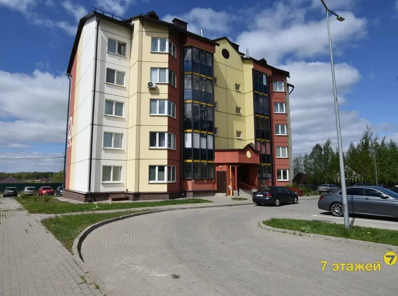 1 room apartment 35 m² Navaselle, Belarus