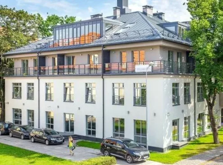 Mieszkanie 3 pokoi 97 m² Ryga, Łotwa