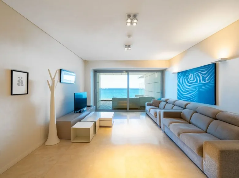 Mieszkanie 3 pokoi 159 m² Limassol, Cypr
