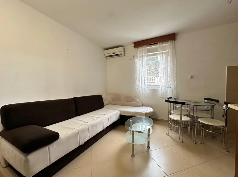 1 bedroom apartment 42 m² Budva, Montenegro