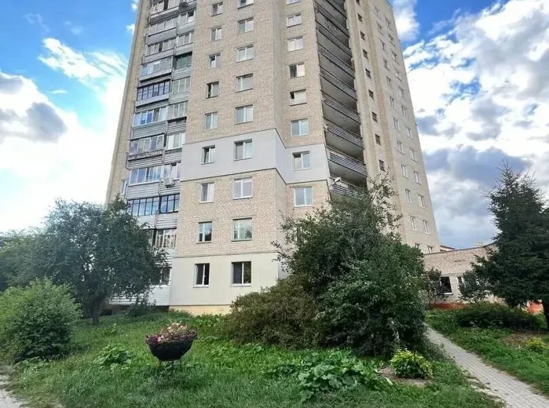 Mieszkanie 2 pokoi 47 m² Soligorsk, Białoruś