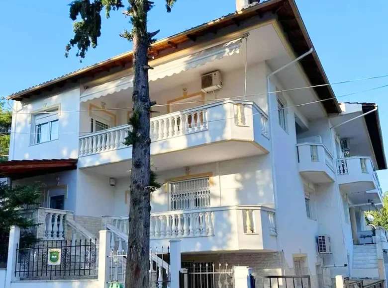 3 bedroom apartment 227 m² Neochorouda, Greece