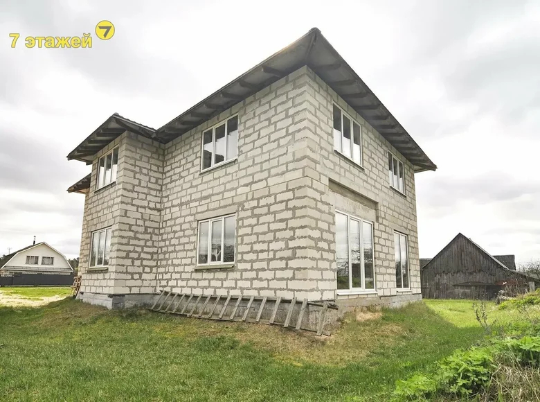 House 377 m² Zodzinski sielski Saviet, Belarus