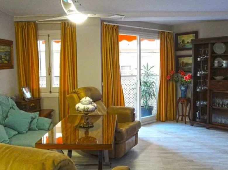 2 bedroom apartment 83 m² Marbella, Spain