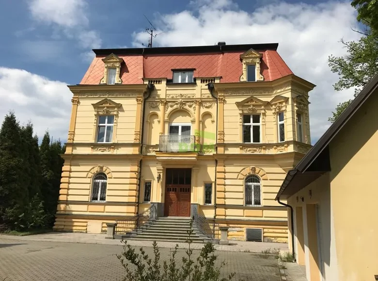 Hotel 400 m² in okres Karlovy Vary, Czech Republic