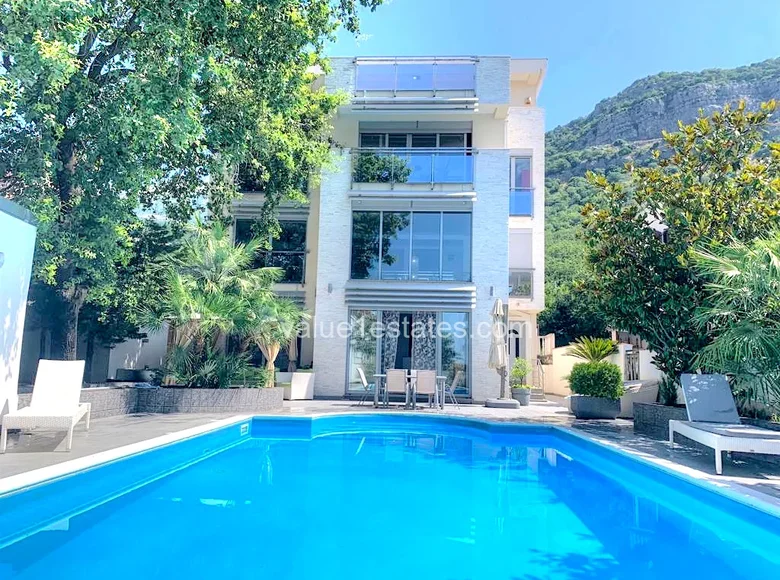Willa 7 pokojów 298 m² Budva, Czarnogóra