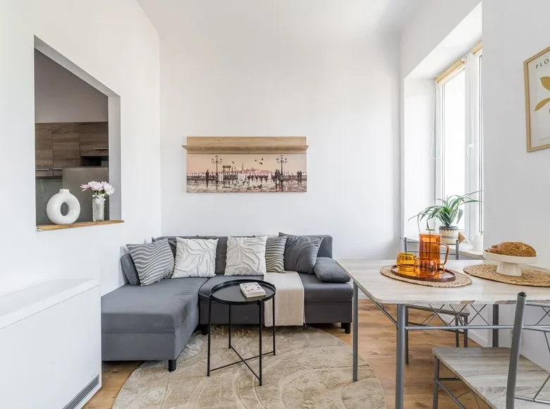 2 room apartment 27 m² Warsaw, Poland