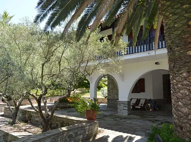 Villa de 4 dormitorios 255 m² Vourvourou, Grecia