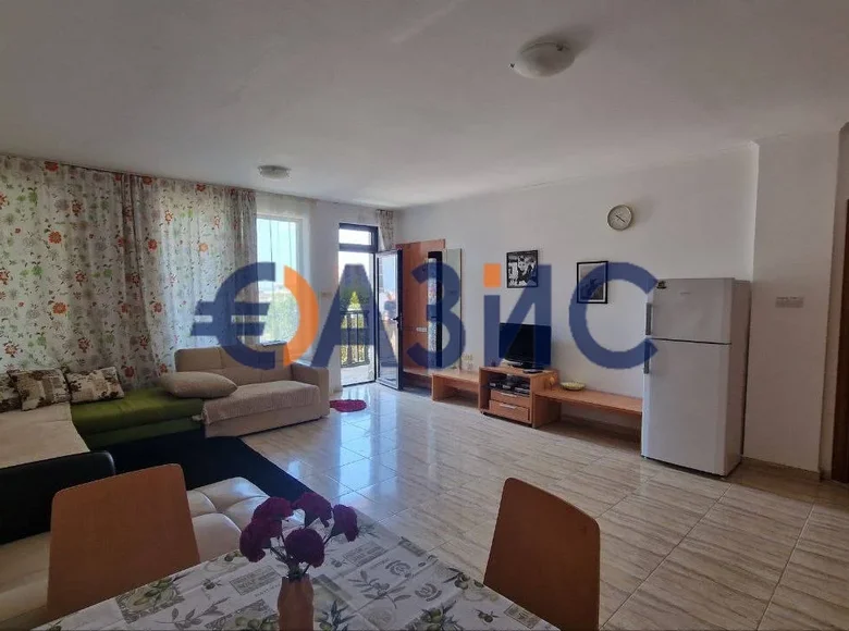 Квартира 2 комнаты 75 м² Святой Влас, Болгария