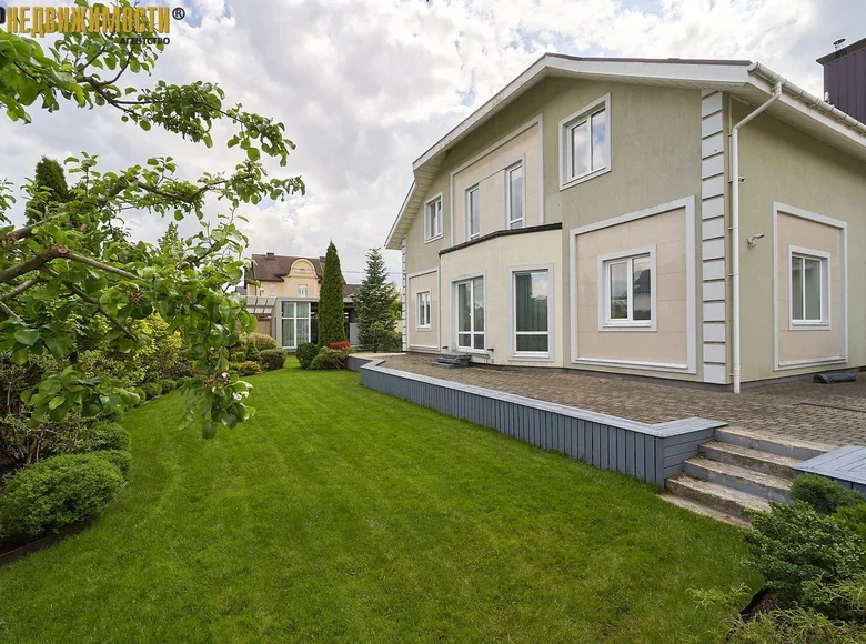 Cottage 340 m² Barawlyany, Belarus