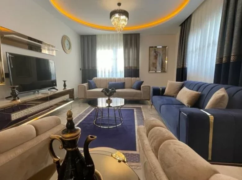 Квартира 4 комнаты 180 м² Махмутлар центр, Турция