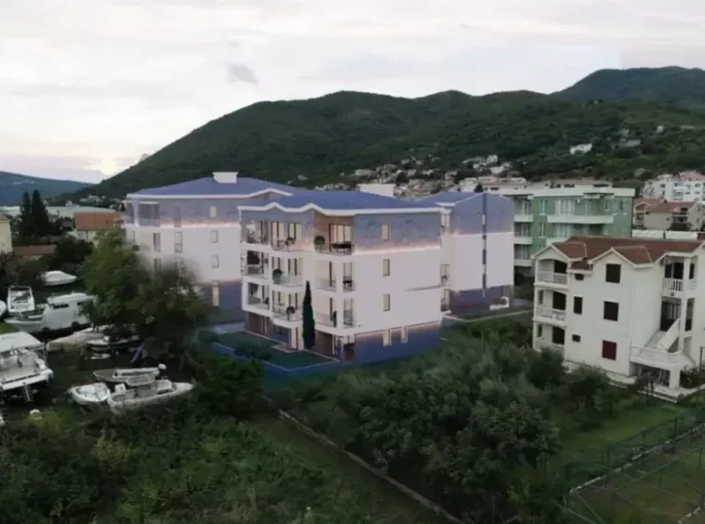 Ático 2 habitaciones 70 m² Bijela, Montenegro
