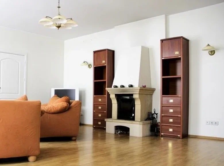 Квартира 4 спальни 141 м² Рига, Латвия