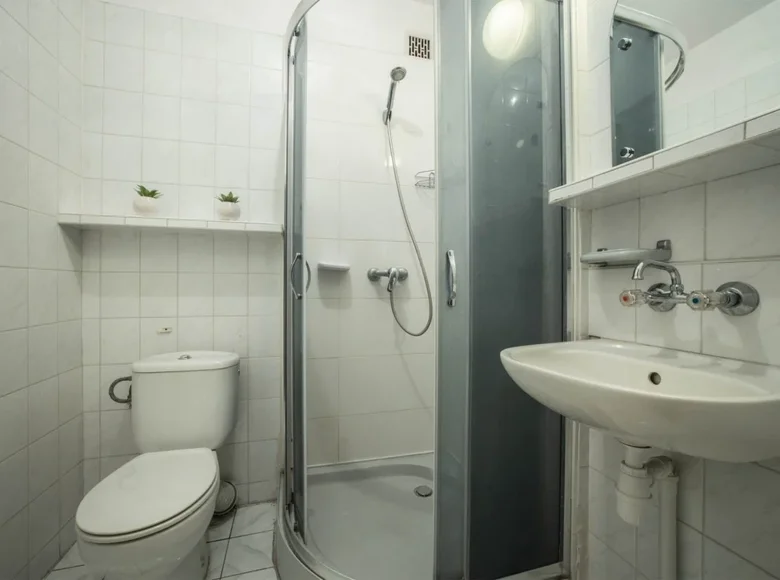 5 room apartment 130 m² Lodz, Poland