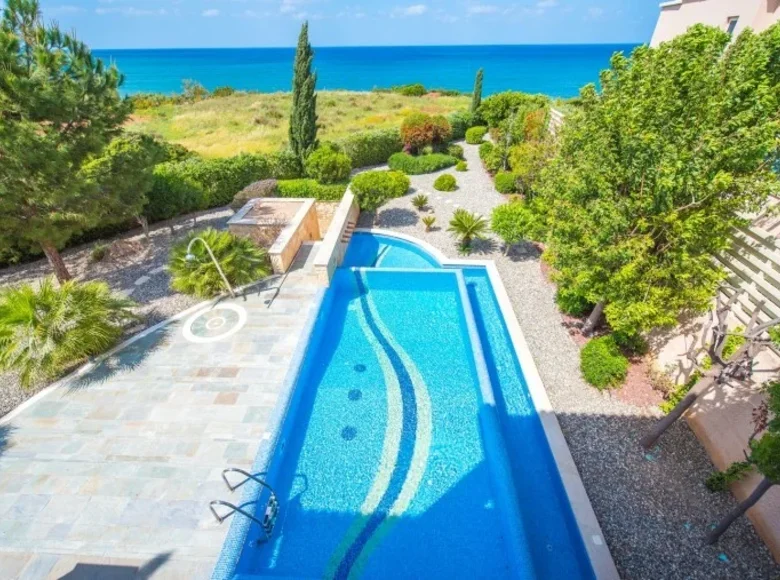 Maison 5 chambres 280 m² Néo Chorió, Chypre