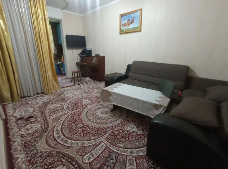 Kvartira 2 xonalar 48 m² Toshkentda