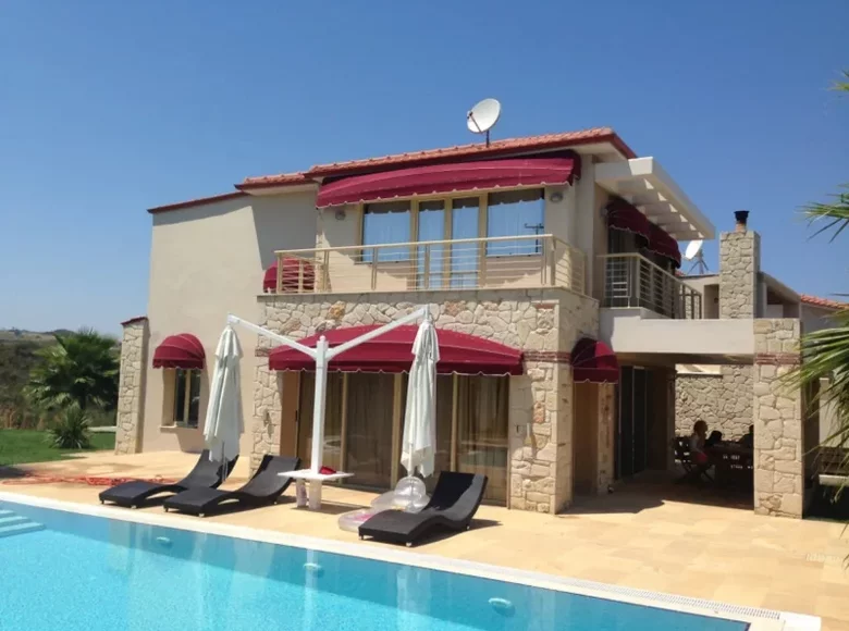 Villa de 4 dormitorios 125 m² Pefkochori, Grecia
