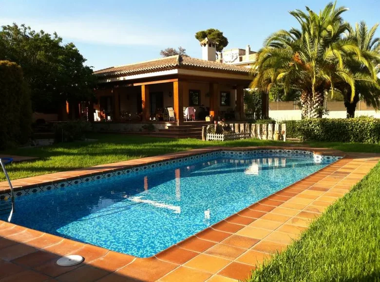 Dom drewniany w stylu górskim 336 m² Sant Joan dAlacant, Hiszpania