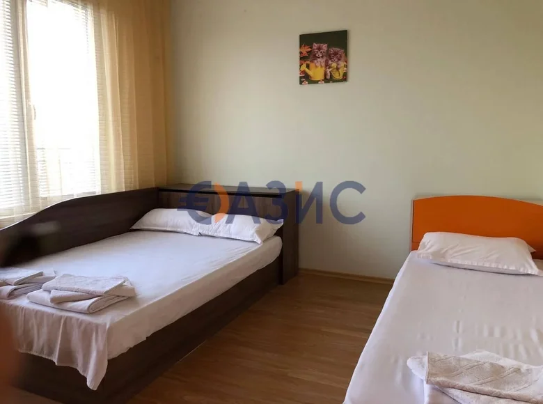 2 bedroom apartment 73 m² Sveti Vlas, Bulgaria