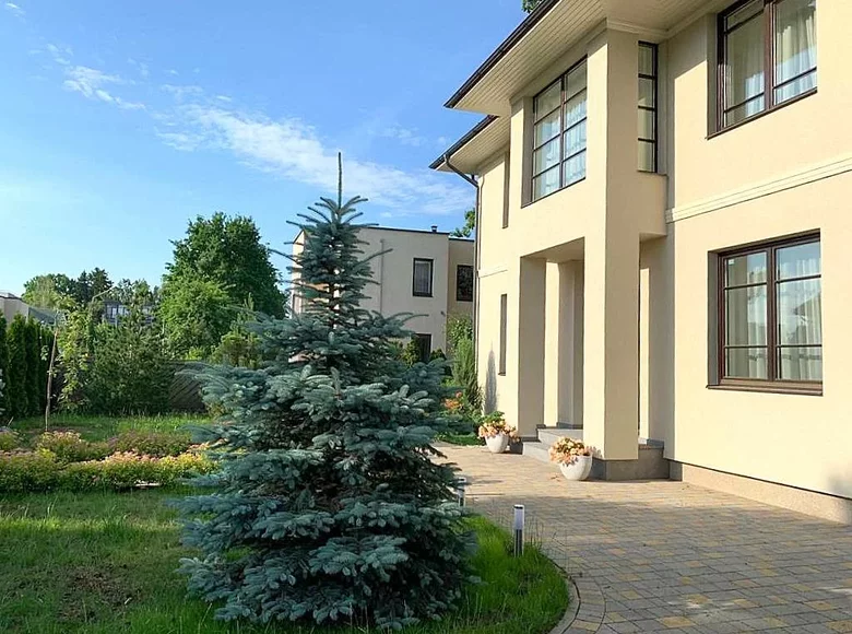 Casa 6 habitaciones 276 m² Jurmala, Letonia
