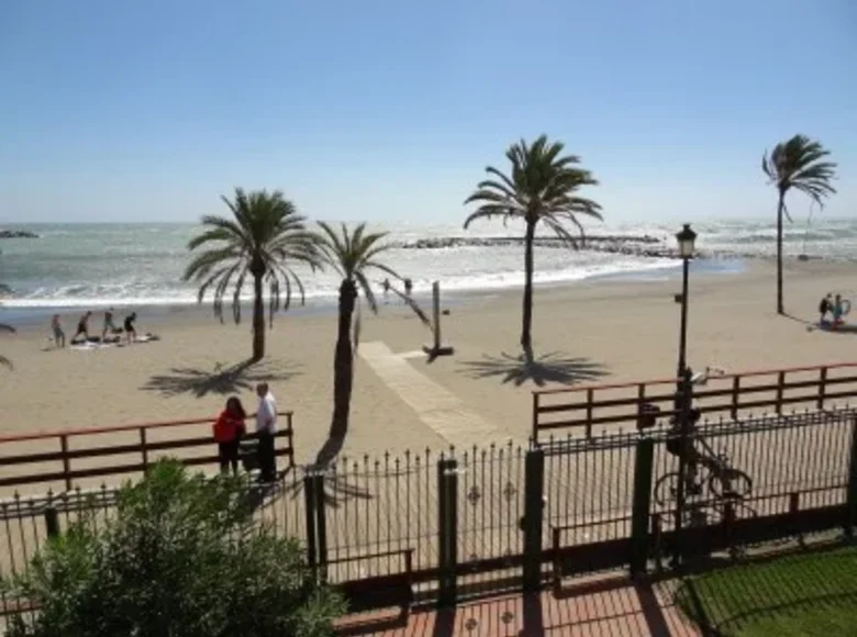 5 bedroom apartment 556 m² Marbella, Spain